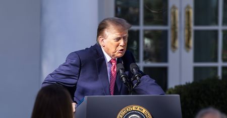 Trump atakuje Zełenskiego. "Ktoś inny powinien negocjować"