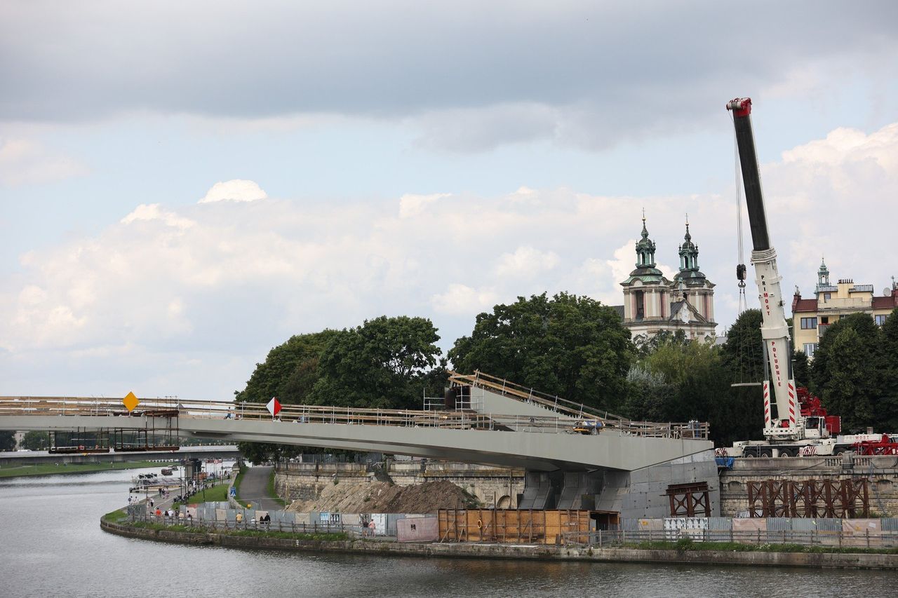 Kraków: Budowa kładki Kazimierz-Ludwinów. Czas na pomost widokowy