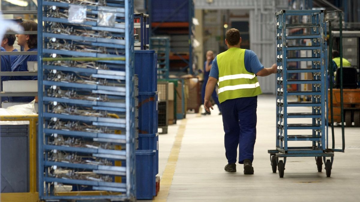 Milionowa kuchenka Amica
19.10.2012 Wronki Amica Uroczystosc z okazji wyprodukowania milionowej kuchenki w 2012 roku N/z fabryka Fot. Michal Dyjuk/REPORTER
Dyjuk/REPORTER