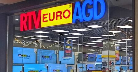 Niezbędna na letnie wyjazdy. W RTV Euro AGD kupisz ją już za 59,99 zł