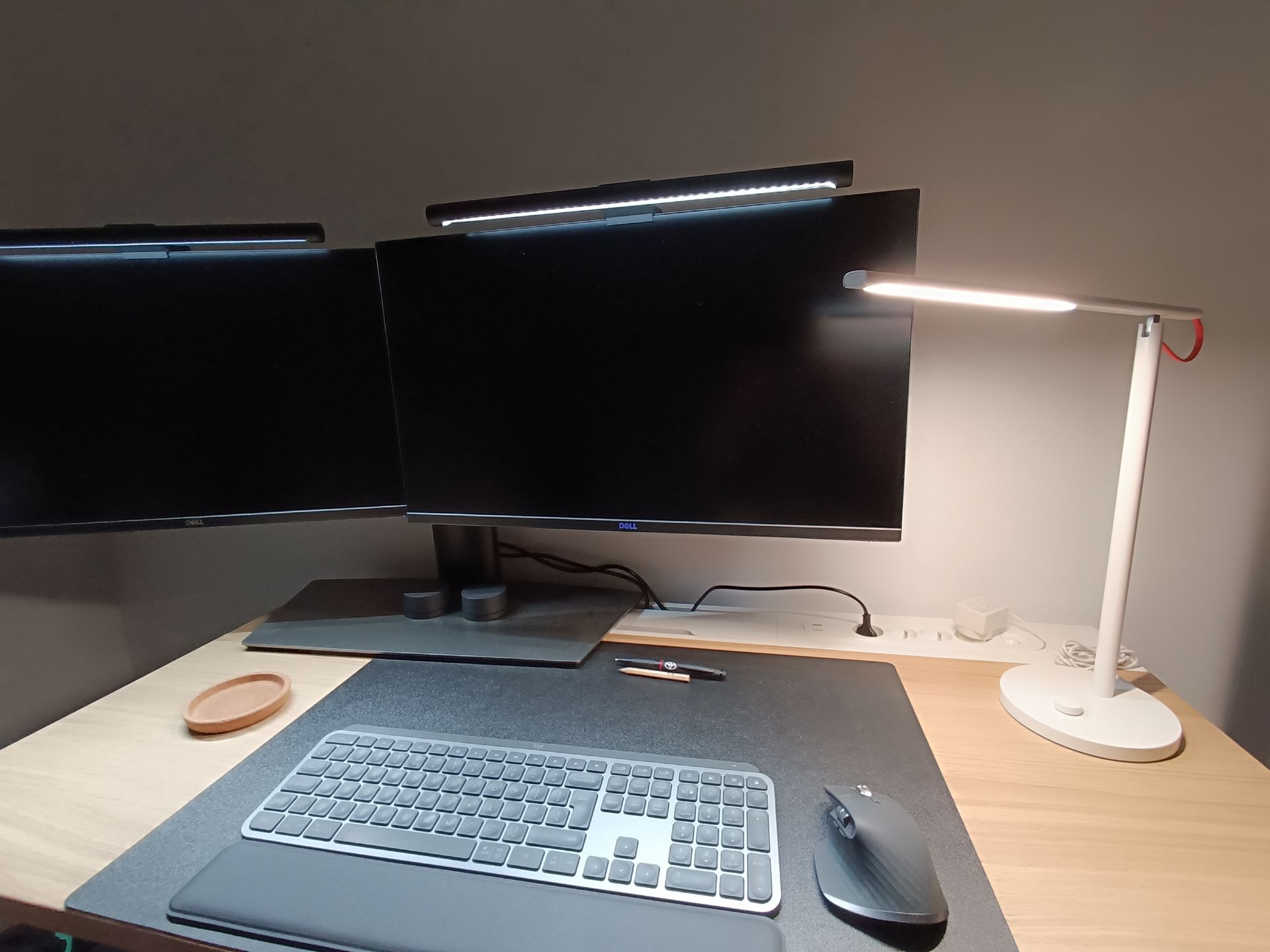 2x Monitor Dell 27 G2724D