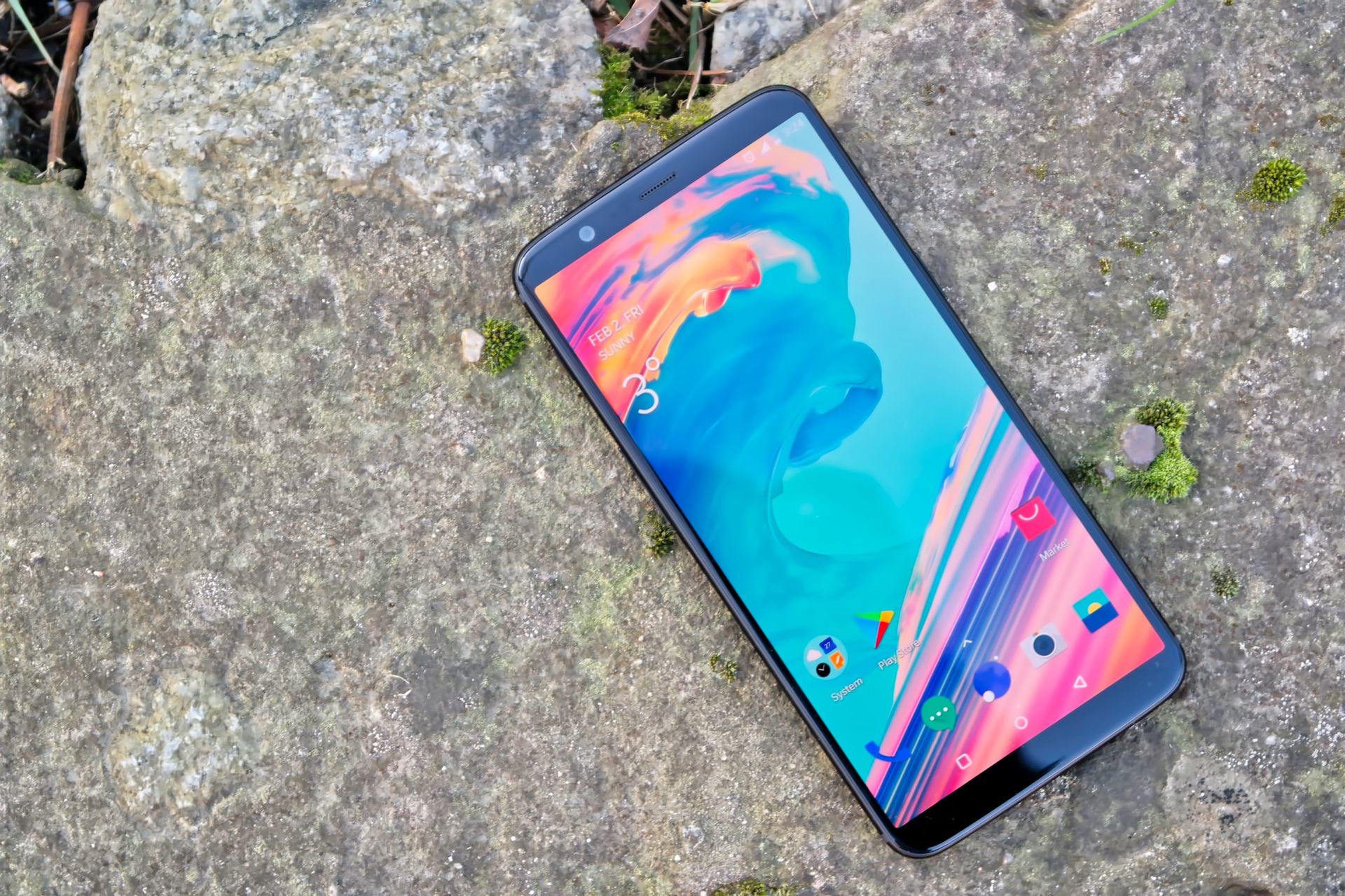 OnePlus 5T jest wart każdej złotówki. O ile twoim priorytetem nie jest aparat [TEST] 6