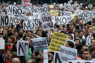 Kryzys w Hiszpanii. Trzeci protest tysięcy ludzi przeciwko cięciom budżetowym