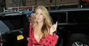 "Plotkara": Blake Lively w sukni z kwiatów