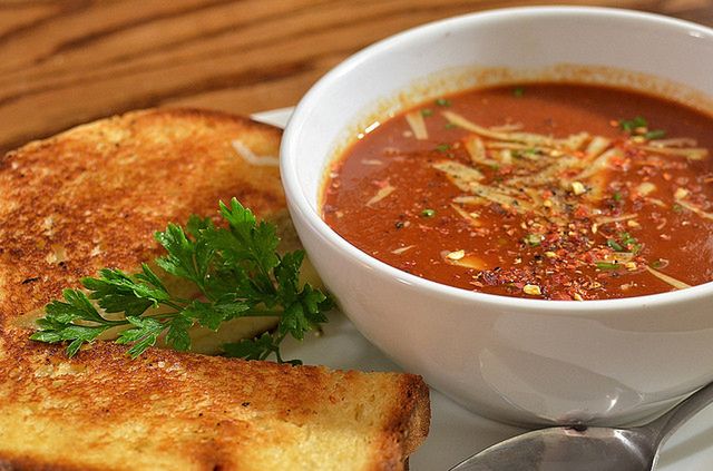 Łatwa zupa pomidorowa