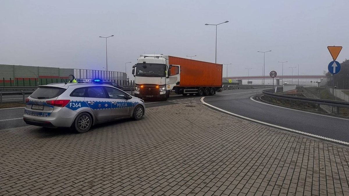 Pijany chciał wjechać pod prąd na ekspresówkę