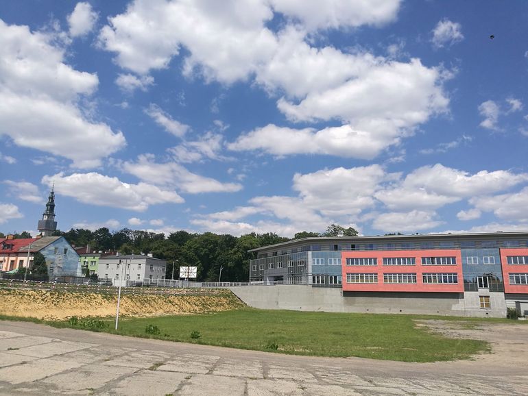 Teren i pozostałości po byłym stadionie Skry Częstochowa (fot. Łukasz Witczyk)