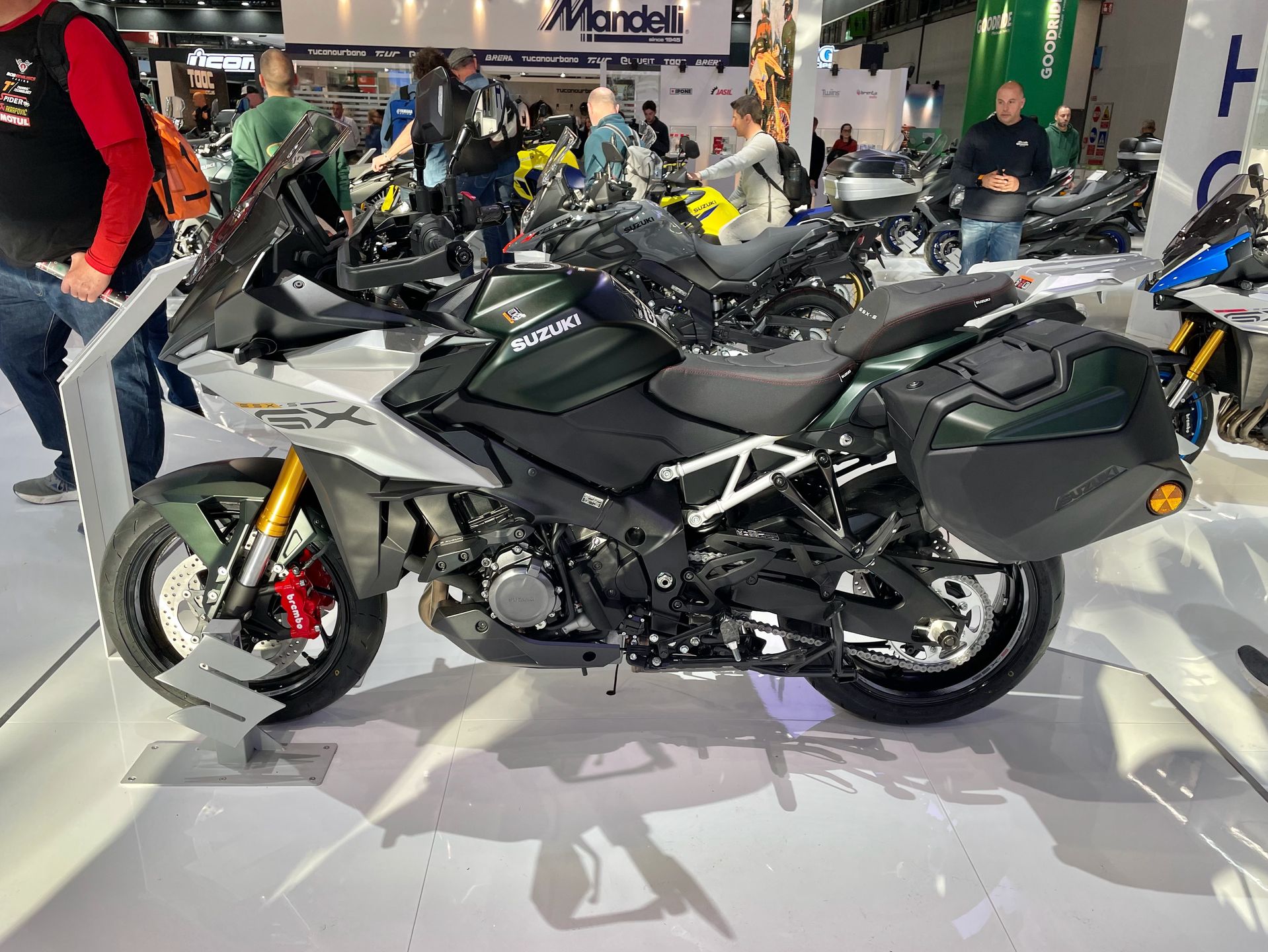 Suzuki GSX-S1000GX