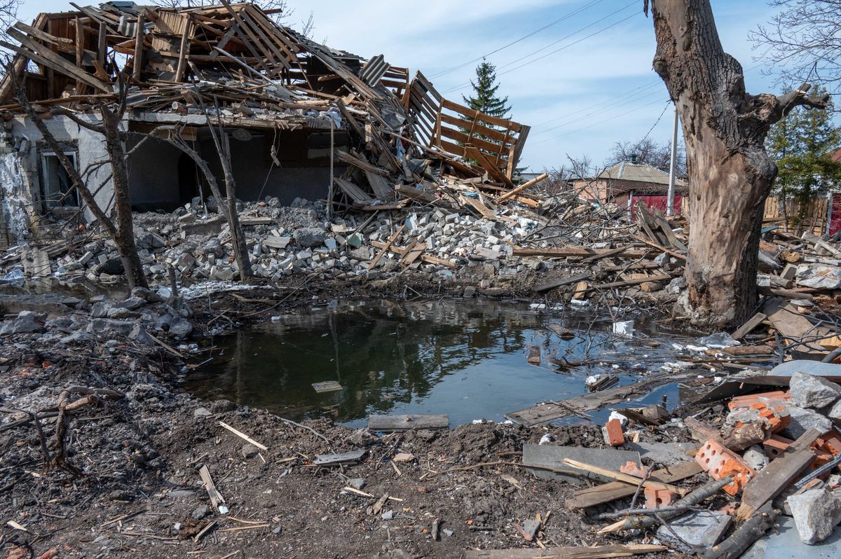 Wojna w Ukrainie. W Buzowej znaleziono kolejny masowy grób 