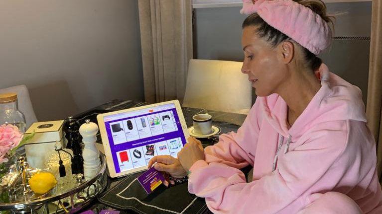 Małgorzata Rozenek buszuje na festiwalu promocji.