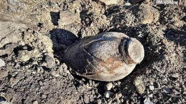 Śląskie. Przedmioty okazały się pozostałością z czasów II wojny światowej.