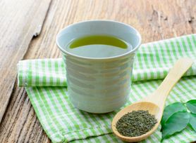 Bezkofeinowa zielona herbata o smaku cytrynowym z witaminą C, bez dodatku cukru