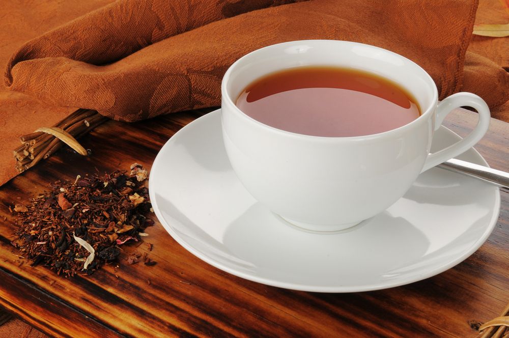 Czarna herbata - naturalny filtr przeciwsłoneczny, zapobiega starzeniu się skóry, profilaktyka raka, zwalcza nadmierną potliwość