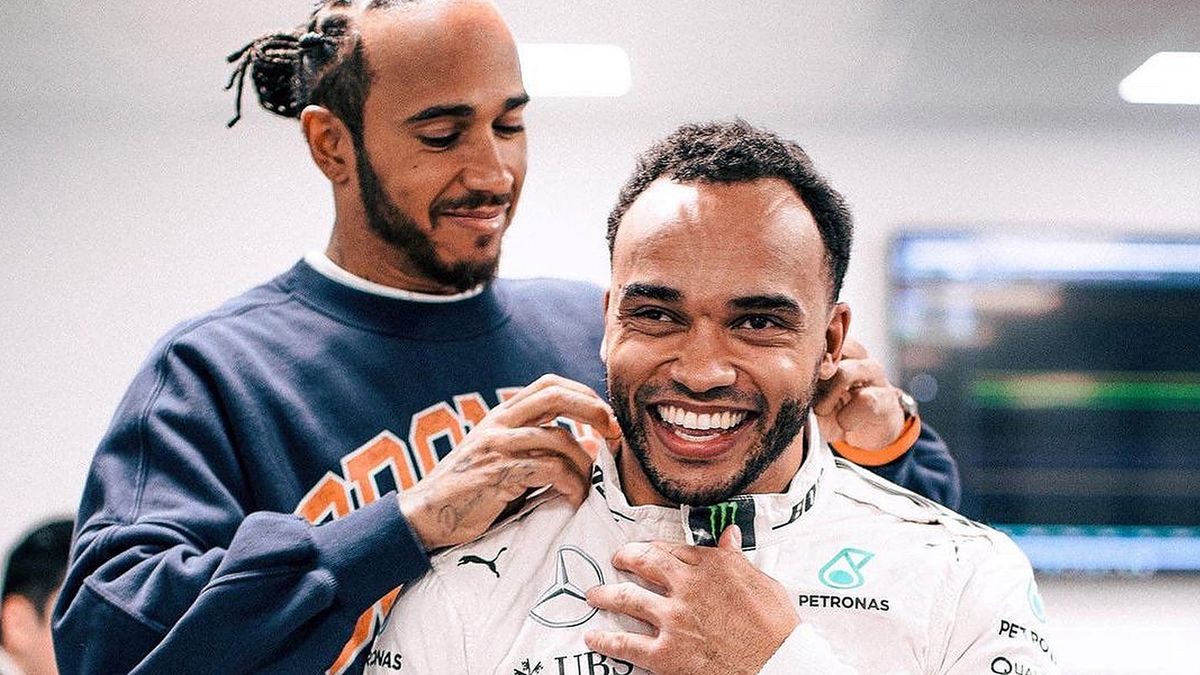 Lewis Hamilton (po lewej) i Nicolas Hamilton