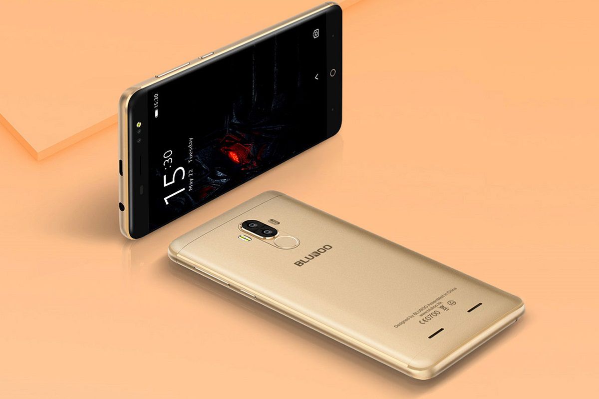 Bluboo D1: smartfon z czterema obiektywami za 399 złotych