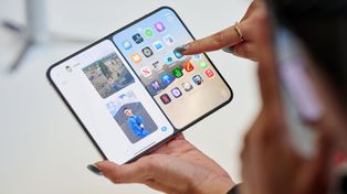 Porównanie trzech składaków. Apple, Xiaomi i Samsung