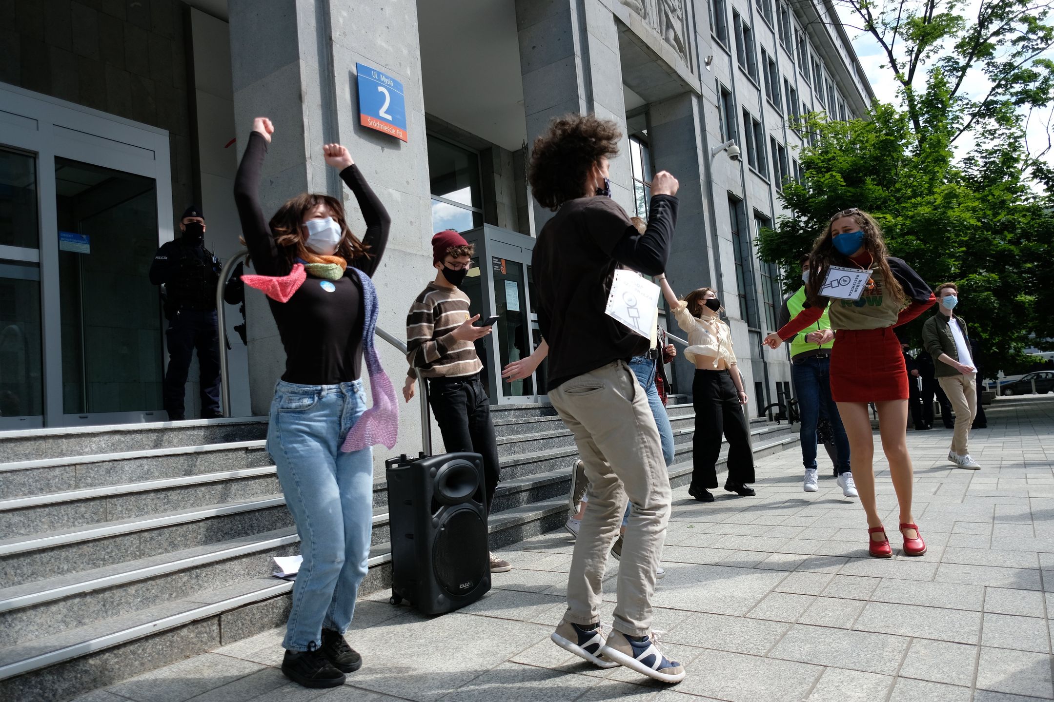 Warszawa. Protest przed siedzibą PGE