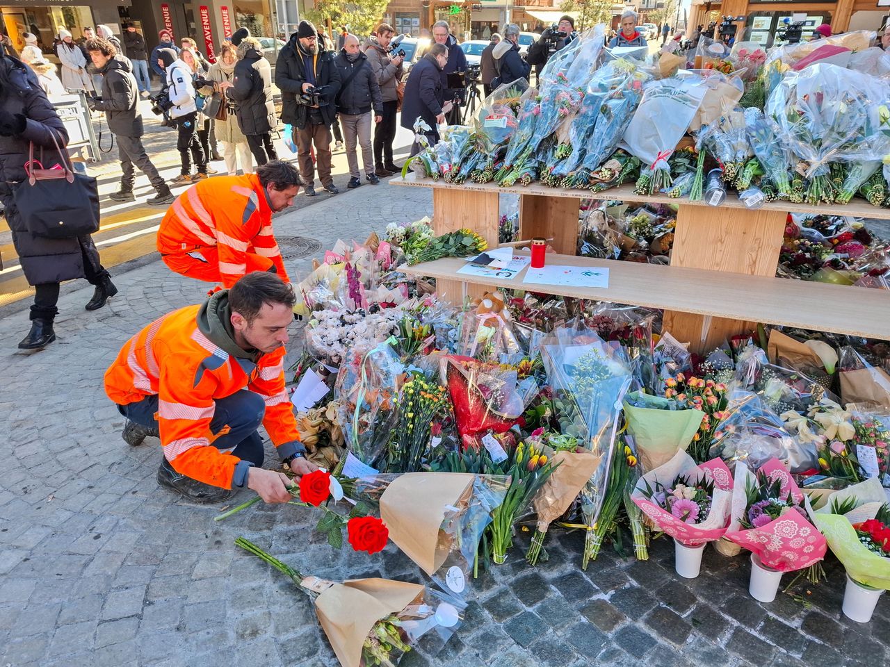 Tragiczny pożar w Szwajcarii. 10 mln franków trafi do rodzin ofiar