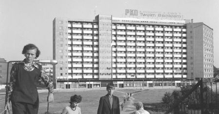 Prawda albo fałsz o PRL-u. Młodzi nie mają szans