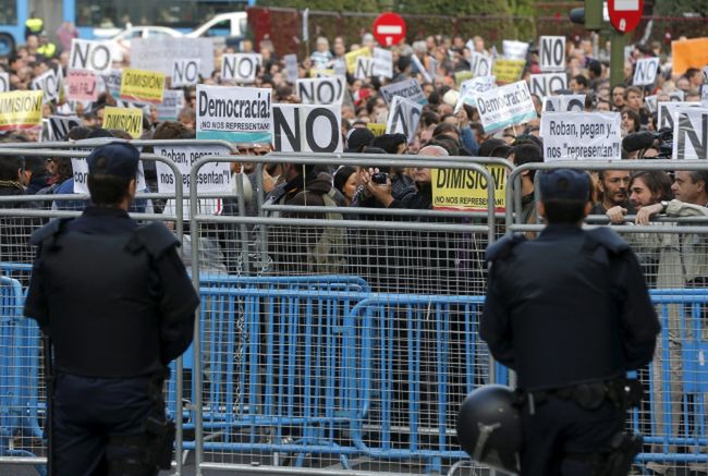 Kryzys w Europie. Wielkie manifestacje w Hiszpanii i Portugalii