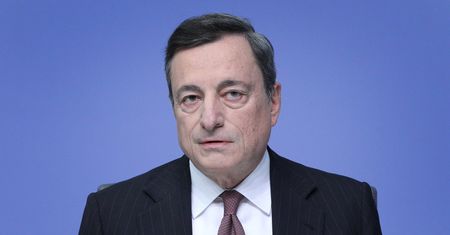 Mario Draghi lobbował na korzyść banków? Po pięciu latach wraca ten sam zarzut