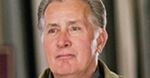 Martin Sheen w filmie o Howardzie Hughesie