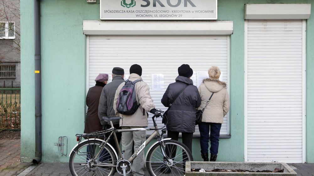 24 na 34 działające w Polsce kasy są objęte postępowaniami naprawczymi.