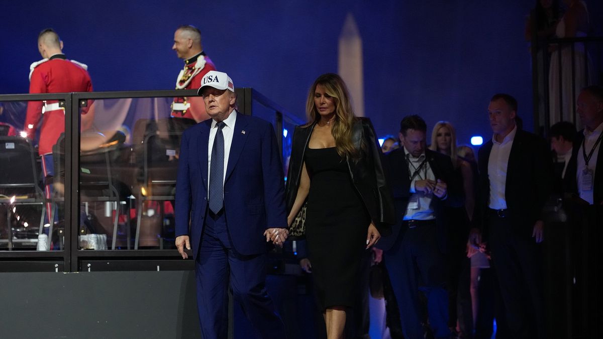 President Trump Hosts UFC Freedom 250 Fight Topuria v Gaethje At The White House
WASHINGTON, DC - JUNE 15: U.S. President Donald Trump wand First Lady Melania Trump leave UFC Freedom 250 on the South Lawn of the White House on June 15, 2026 in Washington, DC. President Trump is hosting a series of Ultimate Fighting Championship matches today, his 80th birthday, which the White House is calling "a once-in-a-generation celebration of the American fighting spirit." (Photo by Andrew Harnik/Getty Images)
Andrew Harnik
bestof, topix