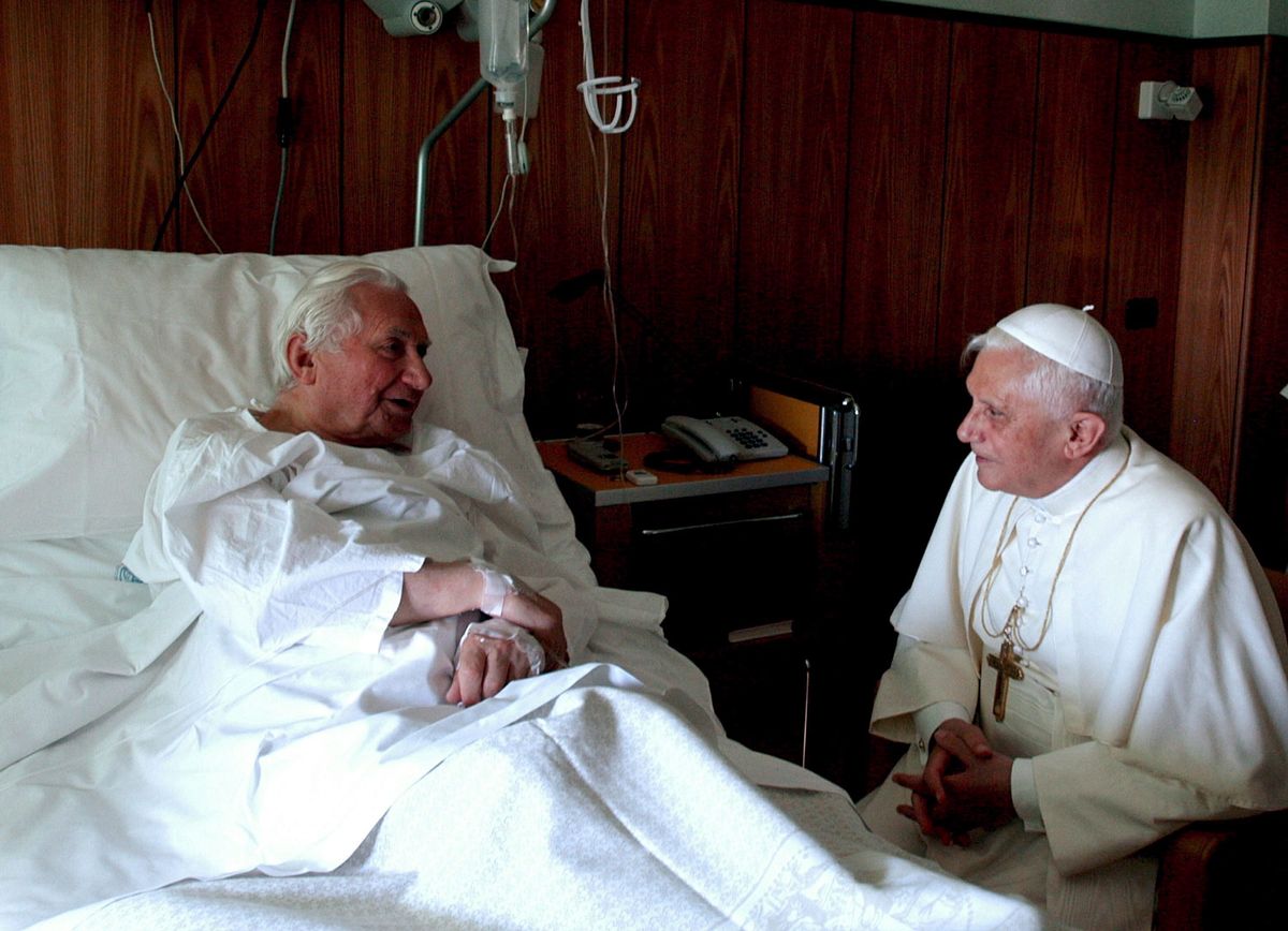 Niemcy. Papież Benedykt XVI z wizytą u ciężko chorego brata