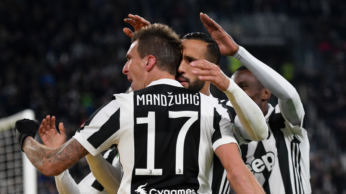 Getty Images / Alessandro Sabattini / Na zdjęciu: piłkarze Juventusu Turyn