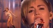 Miley Cyruś śpiewa "Wrecking Ball" na MTV EMA!