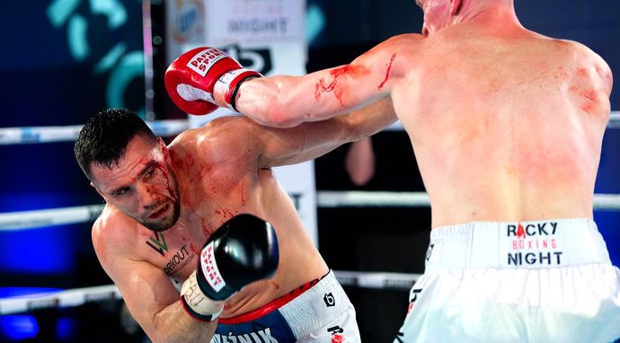 Boks: Rocky Boxing Night w Stężycy - waga junior ciężka: Kajetan Kalinowski - Rafał Rzeźnik 19.03.2022