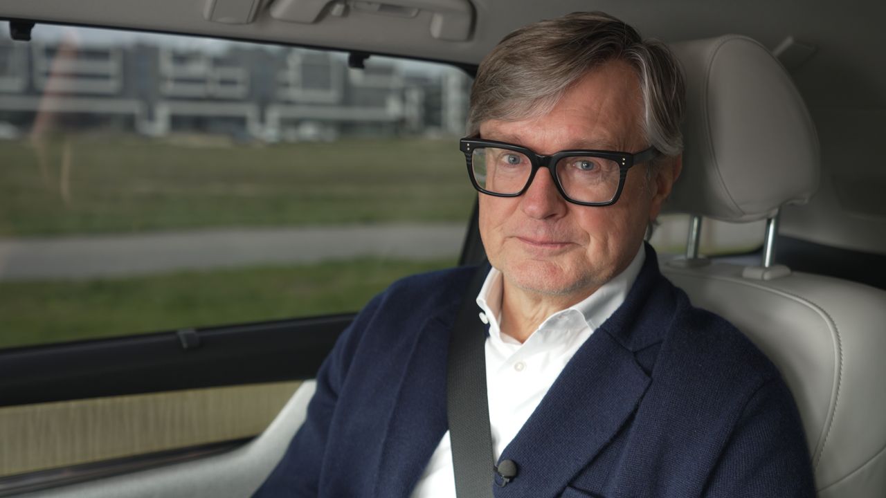 Zaczynał od pracy na budowie w Niemczech. Dziś obraca miliardami