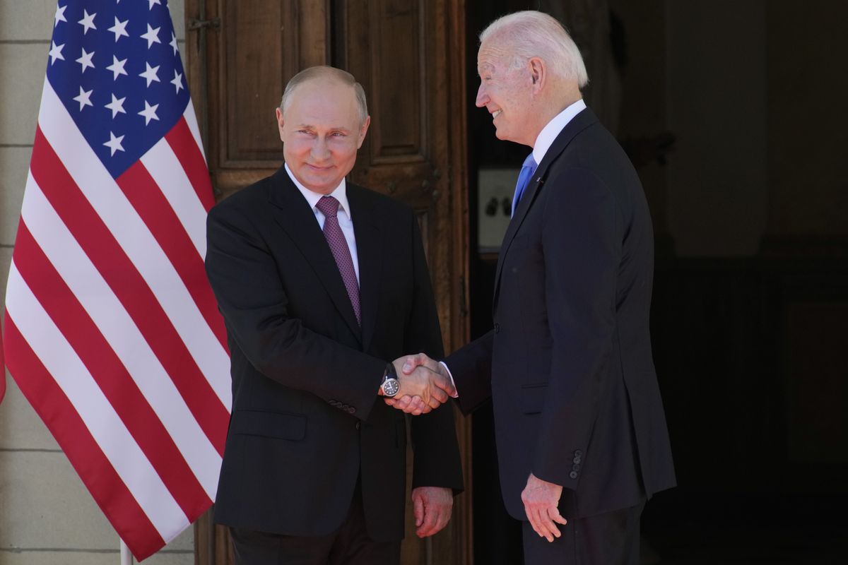 Spotkanie Biden-Putin. Media: Prezydent USA niepotrzebnie dał "kredyt zaufania"