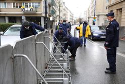 Strajk Kobiet. Zamknięta Wiejska i bariery przy Sejmie przed środowym protestem
