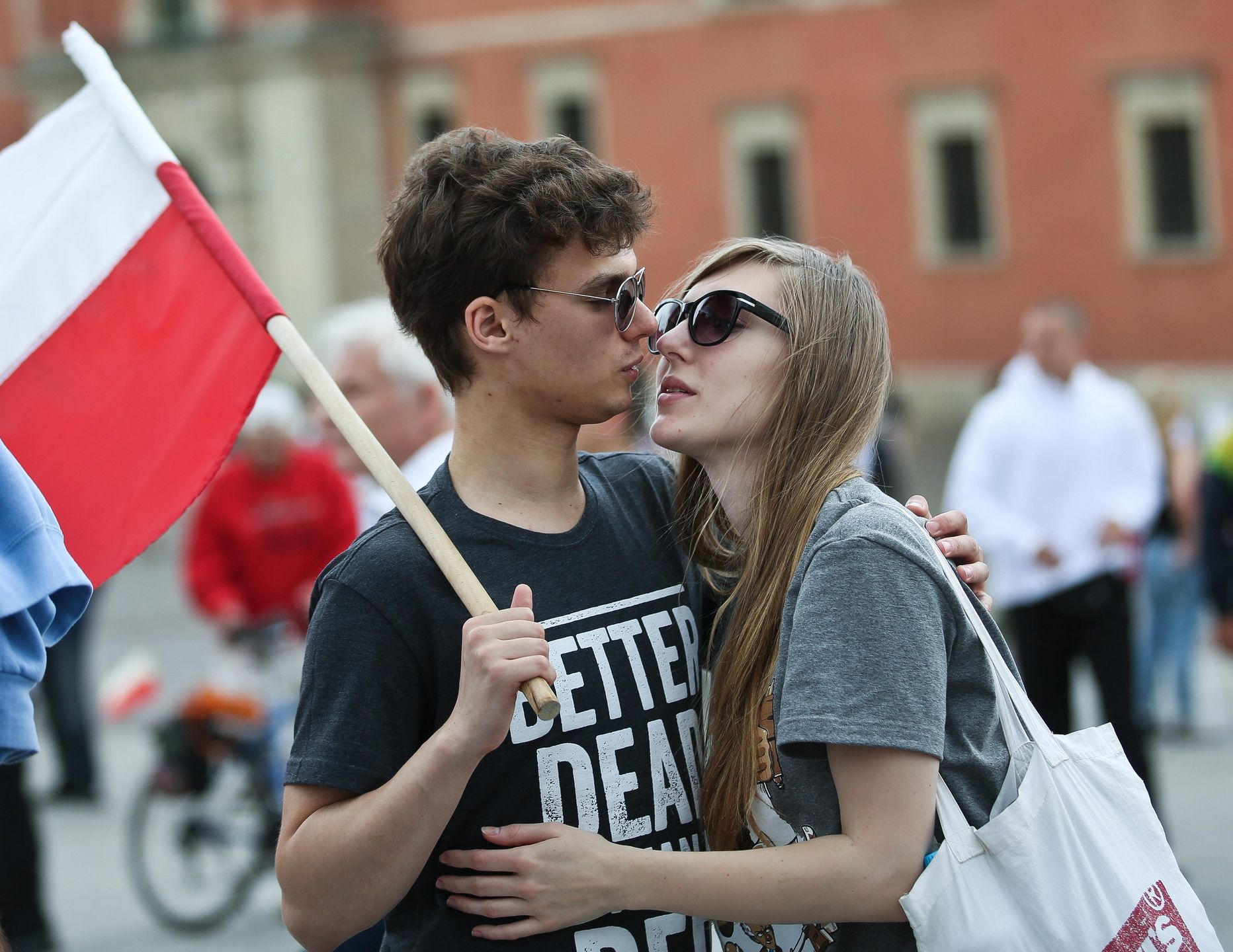 uczestnicy marszu
Rafa� Guz
afera pods�uchowa, manifestacja, marsz, marsz na sejm, narodowcy, pods�uch, pods�uchy, protest, przemarsz, rn, ruch narodowy, sprzeciw, stare miasto, star�wka, wprost