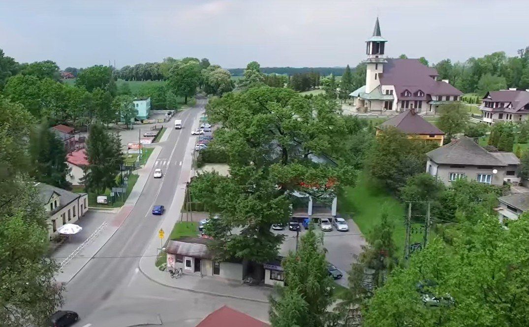 Główna ulica biegnąca przez Polankę Wielką będzie wkrótce remontowana.