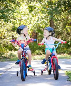 Kask to podstawa bezpieczeństwa dziecka na rowerze. Jak go prawidłowo dobrać?