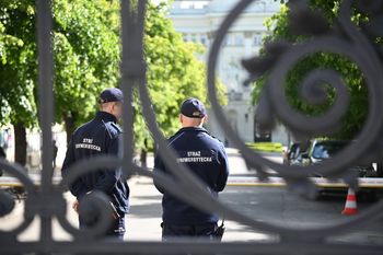 Warszawa: Po zabójstwie na kampusie Uniwersytet zaostrza zasady. Bezpieczeństwo kosztuje, ale droższy jest jego brak