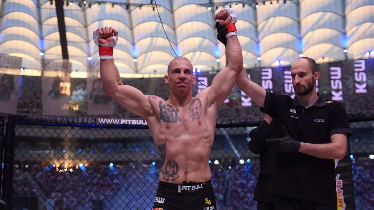 Zdjęcie okładkowe artykułu: Materiały prasowe / kswmma.com / Na zdjęciu: Damian Janikowski