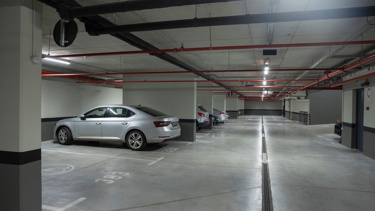 Dla Polaków kluczem przy wyborze mieszkania jest dostępność miejsca postojowego w garażu