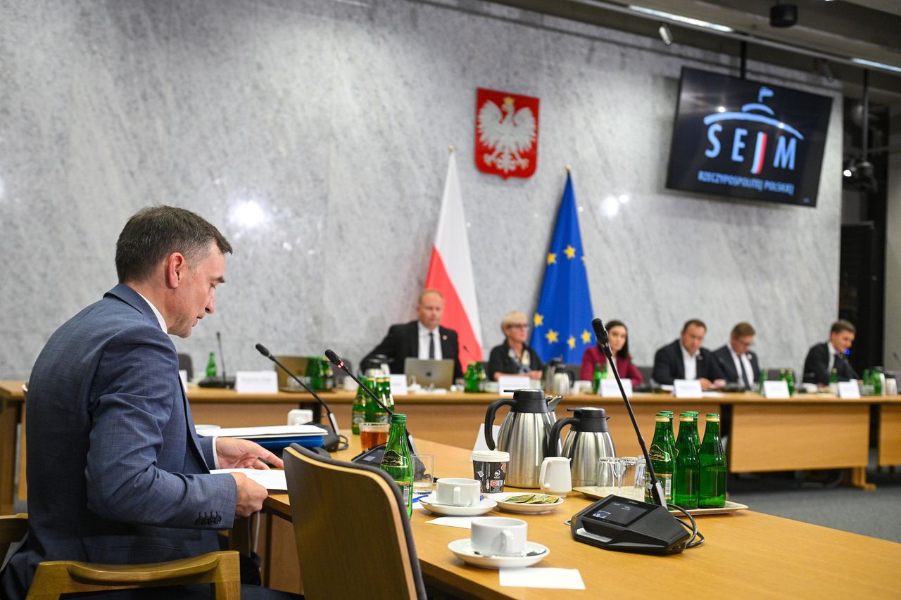 Wezwany w charakterze świadka, poseł PiS, były minister sprawiedliwości Zbigniew Ziobro na posiedzeniu sejmowej Komisji śledczej ds. inwigilacji systemem Pegasus w Sejmie