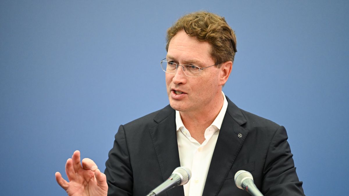 Prezes Mercedesa Ola Källenius 