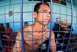 Broń i narkotyki w celach więźniów na Filipinach