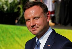 Politycy "klękają" przed Kościołem