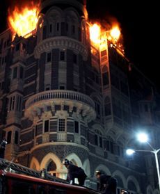 Rocznica zamachów w Bombaju z 2008 r.