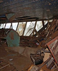 Wewnątrz wraku Costa Concordia