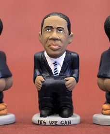 Caganers - figurki wypróżniających się polityków