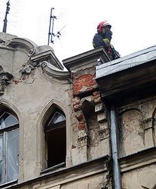 Pożar kamienicy w Łodzi