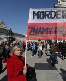 Wiec PiS pod Pałacem Prezydenckim